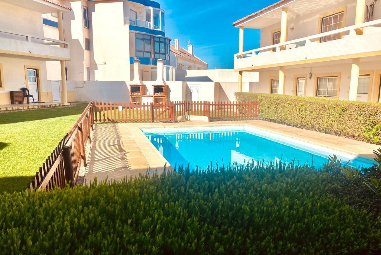 Casa Pedro - Baleal Beach, Balcony, Pool Eksteriør billede